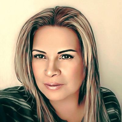Profesionista, esposa, mamá y list@s para SEMBRAR semillas +. Agradecida con Dios por todas las oportunidades de VIVIR cada día con las personas que AMO.