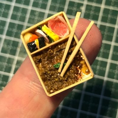 m_mituhasi's profile picture. 気が向きゃミニチュアフードを作ります 公開できる作品はインスタにあげています。過去の主な自信作はインスタのストーリーをご覧ください #ミニチュア #ミニチュアフード #食品サンプル #miniaturefood #miniature