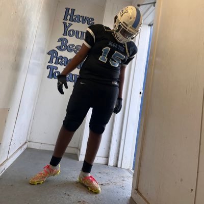 2025 6’0 QB/DE #11, Football! 🎯🏈 Long county high school🌊 Ludowici Ga