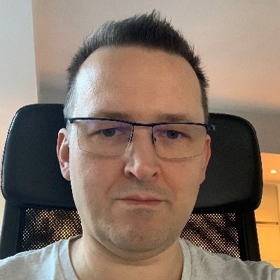 @ErikMoreau