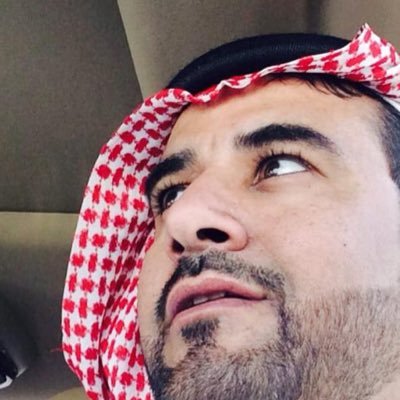 بكالوريوس علم نفس،،شاعر والشعر متنفس لأضلعي.. أكتب حرف وأمزق الكثير من الأوراق ،، أسأل الله العلي العظيم المعافّاه في الدنيا والآخره.
