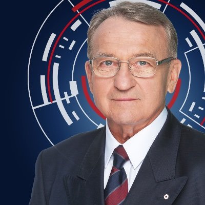 Grabowski_DM's profile picture. Przedsiębiorca, doktor nauk ekonomicznych UW. Poseł na sejm III i IV kadencji. Od 2004 do 2009 deputowany do Parlamentu Europejskiego. @PSG_ruch_spol