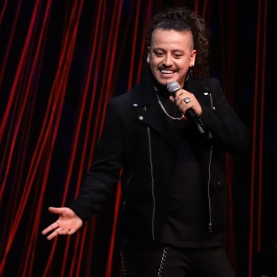 Actor y Comediante de Stand Up sígueme en Instagram para más contenido Contacto: @ivonnedelosrios