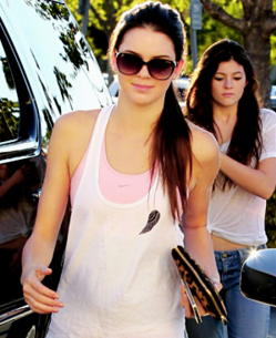 kendallbackup's profile picture. 