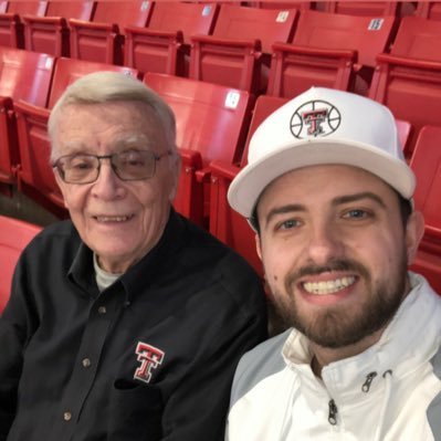 Texas Tech Addict.  MFFL. @mozosLBk . I love dogs and Mountain Dew Zero. 🌵 #Wreckem