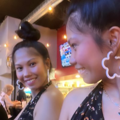 Creating my own sunshine ☀️ Welcome to my world 🍕🍩🥐🍪🍫🍟🧋☕️ TINY 🐶♥️ 📍🇵🇭🇺🇸