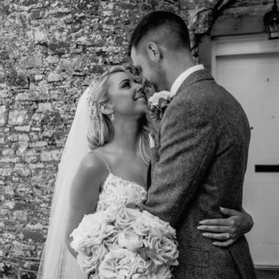 amyhalliday___'s profile picture. 