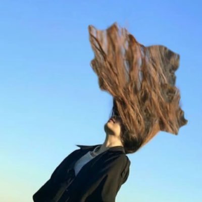 yekazadikhah's profile picture. 