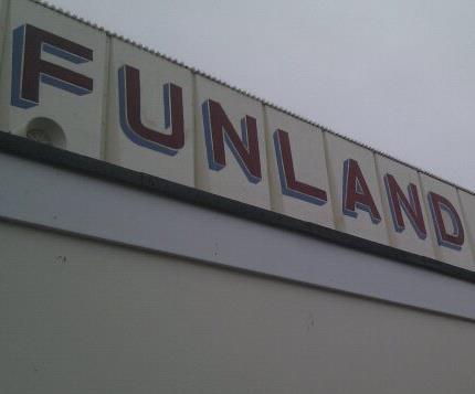 Weltschmerzes's profile picture. 