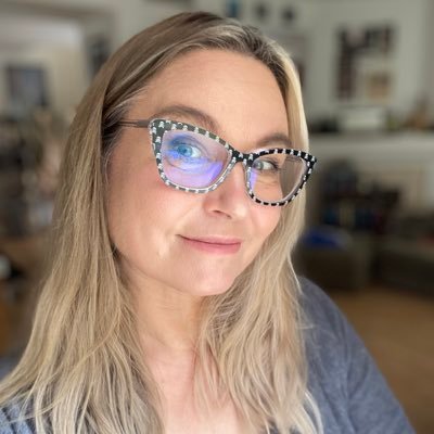 Wordbender. 💖💜💙 I write 1970s horror. Elder college student. Horror Afficionado. Very liberal. She/her. No DMs. #writingcommunity