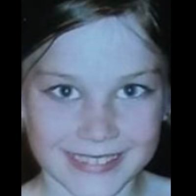 julia_gracee's profile picture. Sometimes you gotta close a door to open a window