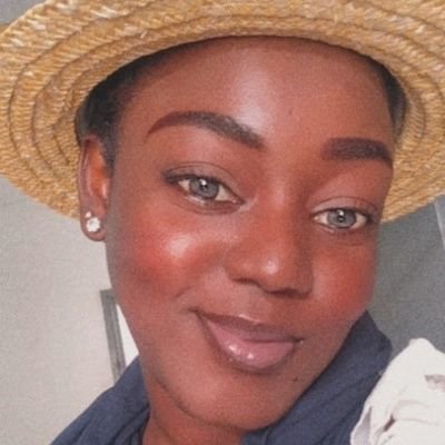 ramatoulaye_O's profile picture. Lawyer, passionate about humanities, nature, reading and art .