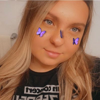 stephaniezago17's profile picture. idk