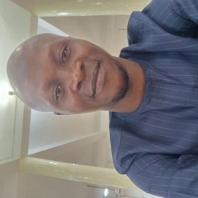 MusilideenO's profile picture. Kindness ND happiness 😊