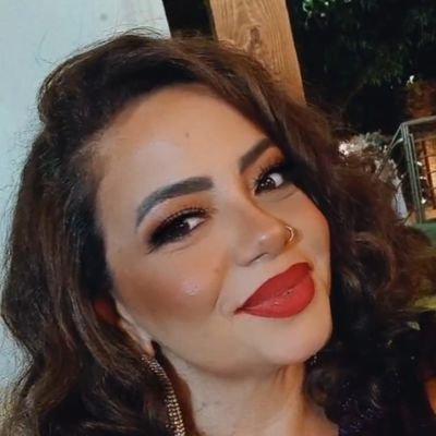 Maquiadora Profissional- Designer de Sobrancelhas - Designer de cílios -Micropigmentadora e Cursos
