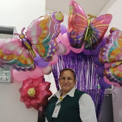 Mujer progresista, enfermera, maestra y luchadora social.