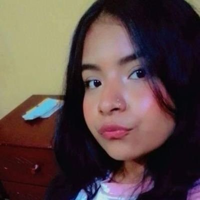 danielasanc19's profile picture. Dormir y bailar