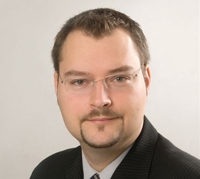 Hypnosetrainer und -coach und leite eine der größten Hypnoseschulen in Österreich. Twittere hier interessante Infos zum Thema Hypnose! http://t.co/ZT0l8FEaDG