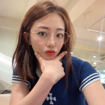 Lost the old account, you can only re-register the account and start over I love traveling and investing. And looking for my Prince Charming