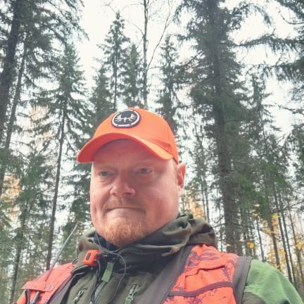 Maa- ja metsätalous monella tavalla, metsästys ja muut ulkoilma-aktiviteetit. Huuhkajat, Tampere United ja Tappara.