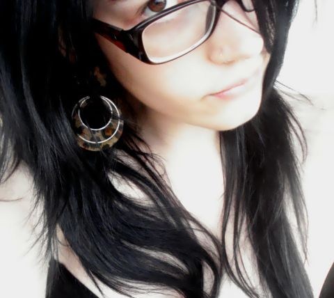 I'm a albino alien lost in your planet MAN(H)