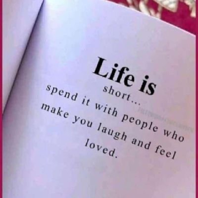 mzilikazikgomo's profile picture. 🤫