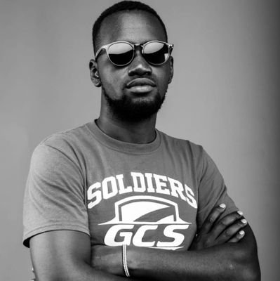 olivermarcian's profile picture. Software developer at @sezenidev