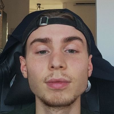 Megatronctronc's profile picture. ig: rom1_gls