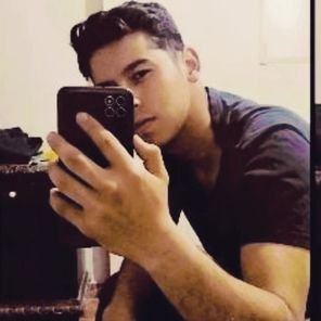 jost_cruz's profile picture. de frente ante lo que venga, después de todo la basura y las nubes negras también forman parte del paisaje