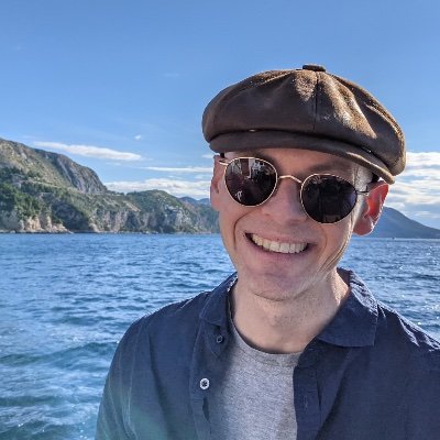 Former @fastly, @ft. Elected to @w3ctag. I will sort your pens in length order while you’re not looking. 🏳️🌈🇪🇺🍸