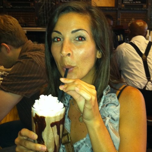 rachael_woj's profile picture. health policy analyst/twitter newbie currently obsessed with elizabeth warren