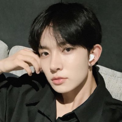 1130EN's profile picture. 🐹🦌 ; #엔하이픈: go for your dream, ENHYPEN is behind you