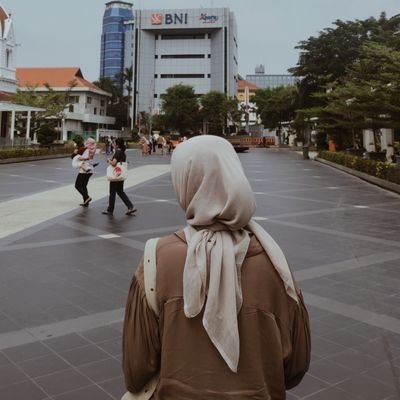 alfiyahtss's profile picture. mending sambat timbang dipendem y kan