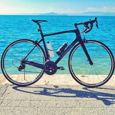 日本生まれ、ハワイ育ちのゲーマー自転車おじさん。TOEIC 990点。
バイリンガル✌

Born in Japan, raised in Hawaii. Gamer.
Cyclist. Fluent in English and Japanese.