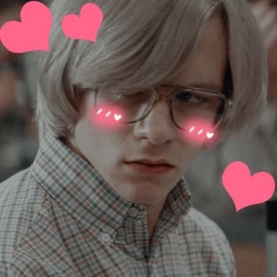 18. gay. he/him. aquarius. autistic adhd and bipolar. jeffiekins is bae