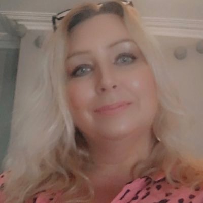 MandieHowells's profile picture. You always have a choice. You can either roll over and die or keep fighting no matter what!