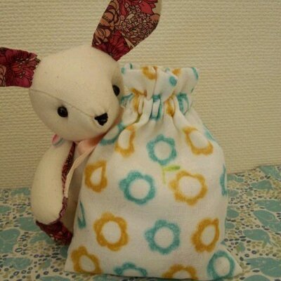 好きなもの【ハンドメイド】【巨人】→岡本選手泉口選手🧡【YOASOBI】【ゲーム】→FF11を2002年〜10年までプレイし引退。2016年12月に復活、今はまたお休み中。家族でドラクエウォークやってます👟