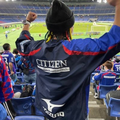 vamos12nkzw's profile picture. 「FUCK THE FAKE」野球見て、サッカー見て、プロレス観て、競輪して。たまに旅して。車は番手に周りました。そんな人生。「自力自在の目玉焼き2025」