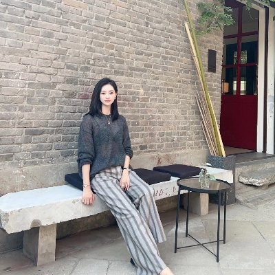 Be a self-reliant woman who ventures into the cryptocurrency battlefield and hopes to meet more crypto investment enthusiasts.