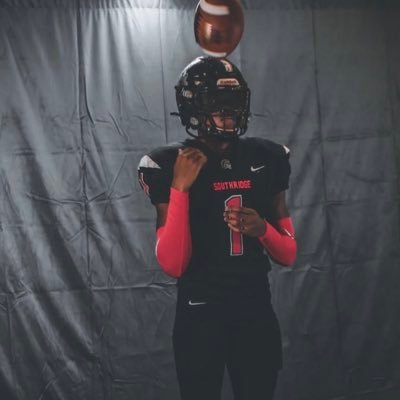 Class of 2023 Miami south ridge senior high school Qb #1 weight 185 height 6’1 Gpa 3.0.  Check out this highlight! https://t.co/4MKHsTHPk7