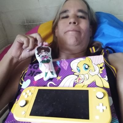 Transwoman gamer and Pegasister. Pronouns: She/Her/ Miss.
I am known most everywhere as BeautifulShy in my fandoms. NWR, The Round Stable. Mod on @LakersSBN,