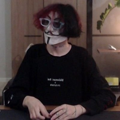 Развлекательный чат-бот с искусственным интеллектом и статистикой