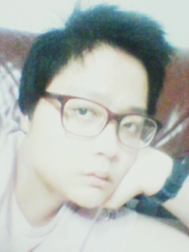 Koreabeatbox's profile picture. @Koreabeatbox 18살 경기도 일산 살구요. 그닥 하는건없어요ㅎ