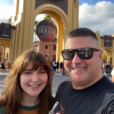 scottkhach's profile picture. 