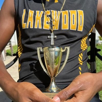 Track Athlete| Lakewood high school | Events:60m-7.23, 100m-11.09, 200m-22.78| c/o 2025 | 3.8 gpa