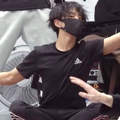 alwaysloveyouex's profile picture. 단순하지만 시시하지 않은 남자를 좋아하는 여자 
그리고님들이아는사람