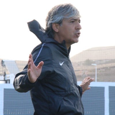 Periodista y entrenador de fútbol ⚽️ Ex-UDLanzarote, UDSanse, CDGuijuelo, GetafeB, Gimnástica de Torrelavega, FC Lugano y Shenzhen.
