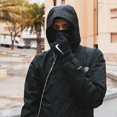 eduar2pr's profile picture. Lowkey