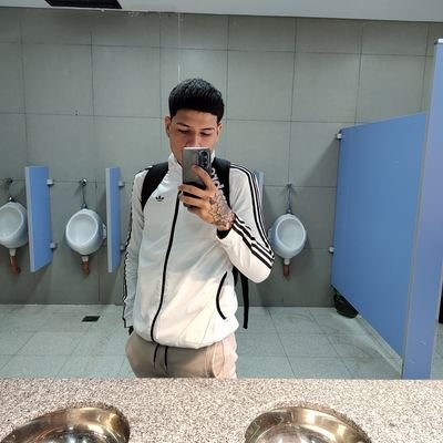 Urielmonjef's profile picture. ❤️𝒗𝒐𝒍𝒗𝒆𝒓𝒊́𝒂 𝒂 𝒆𝒒𝒖𝒊𝒗𝒐𝒄𝒂𝒓𝒎𝒆...
🥋𝑫𝒆𝒑𝒐𝒓𝒕𝒊𝒔𝒕𝒂
📚MEDECINA (UBA)
💪🏽𝑳𝒆𝒈𝒆𝒏𝒅 𝒊𝒏 𝑷𝒓𝒐𝒄𝒆𝒔𝒔...
🖤𝟏𝟒/𝟎𝟐/𝟏𝟖