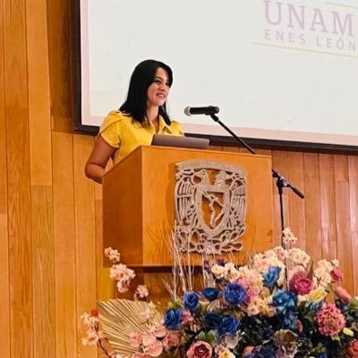 Profesora-Investigadora en Ciencias Odontológicas y Biomateriales Nanoestructurados. Directora de la ENES León UNAM.